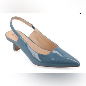 NWOT Journee Collection Size 6‎ Kitten Heels